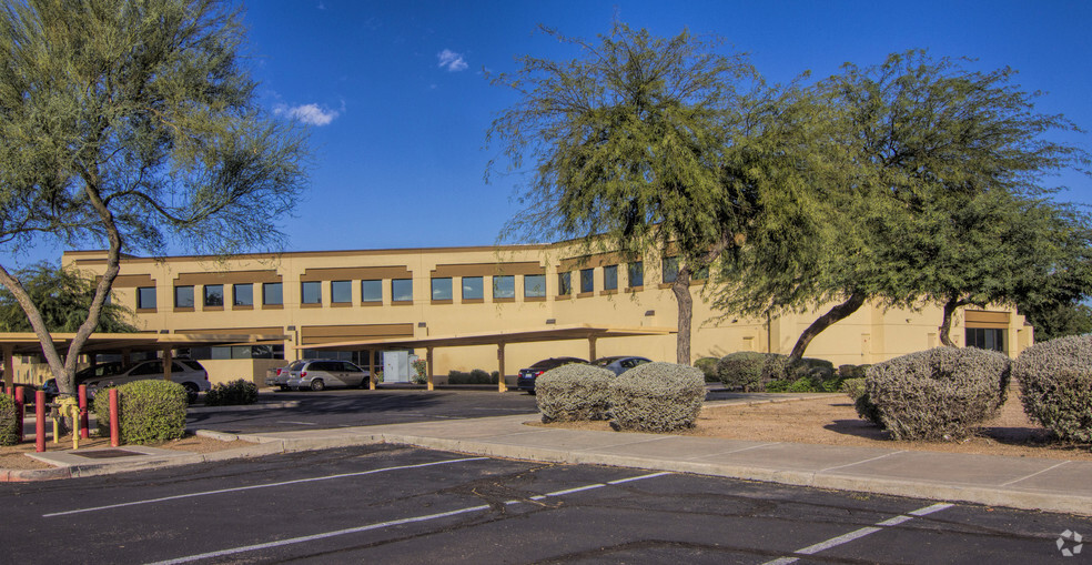 1501 N Gilbert Rd, Gilbert, AZ for lease - Building Photo - Image 3 of 13