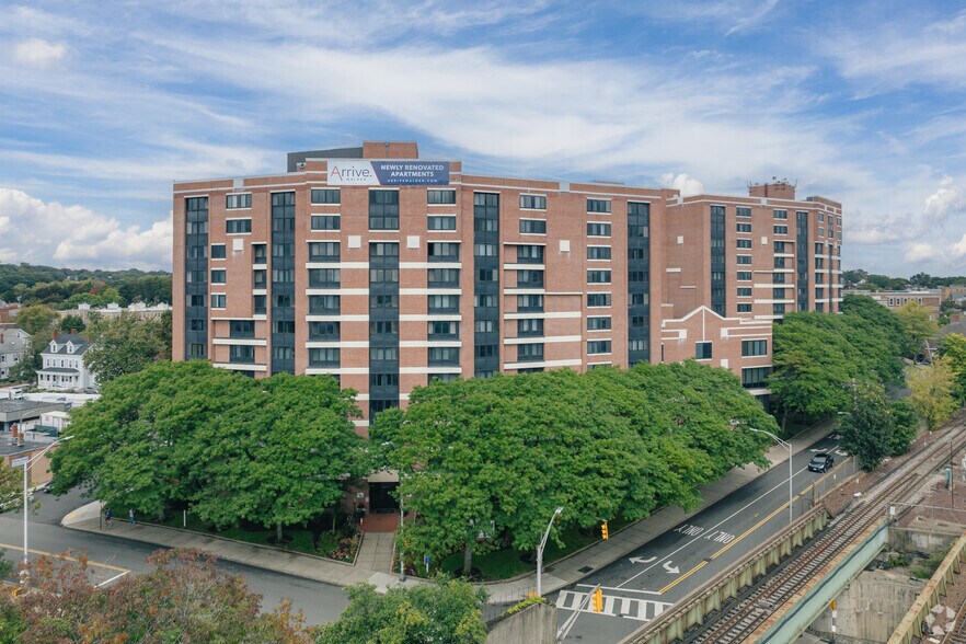 14 Summer St, Malden, MA for lease - Building Photo - Image 1 of 13