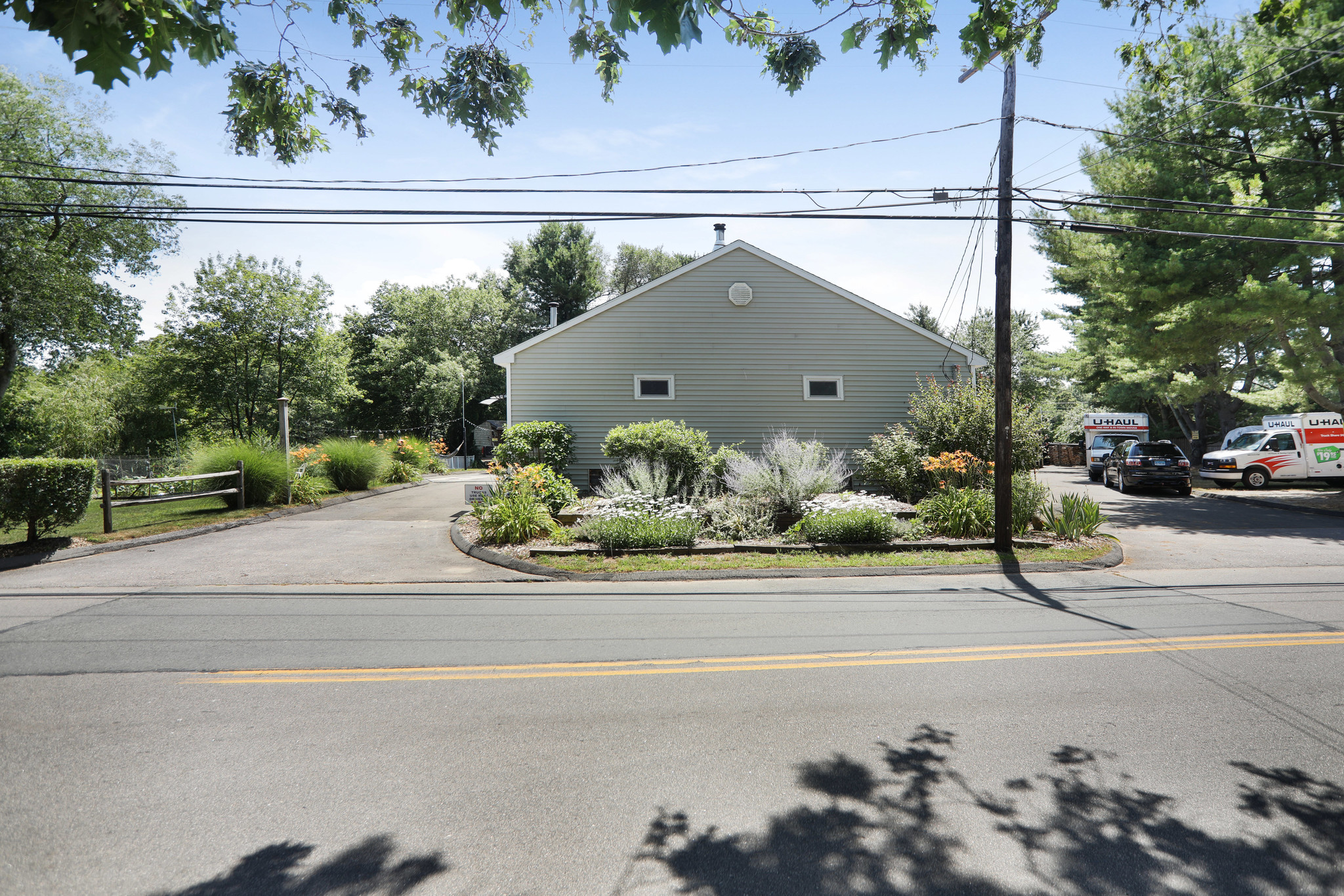 32 Nod Rd, Clinton, CT for sale Primary Photo- Image 1 of 1