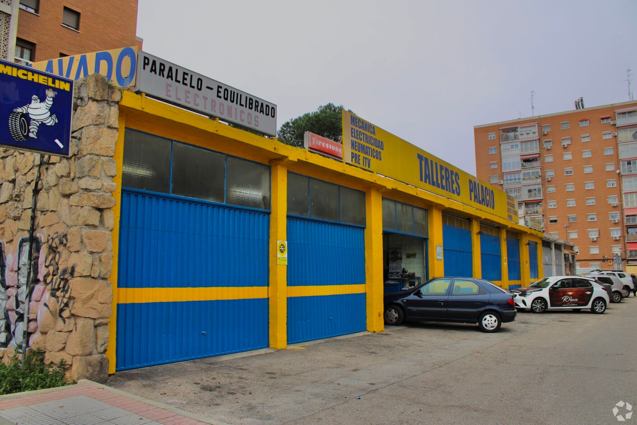Industrial in Alcorcón, Madrid for sale Primary Photo- Image 1 of 1
