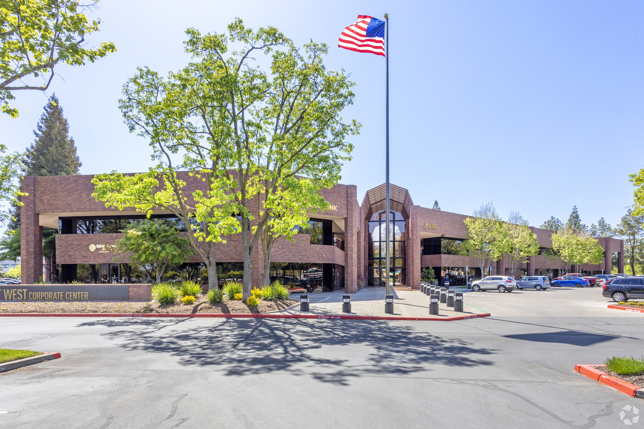 1610 Arden Way, Sacramento, CA for lease Building Photo- Image 1 of 13