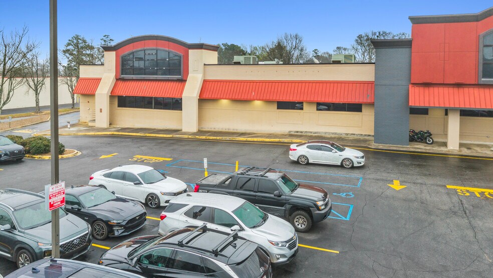 201-273 W Butler Rd, Mauldin, SC for lease - Building Photo - Image 2 of 30