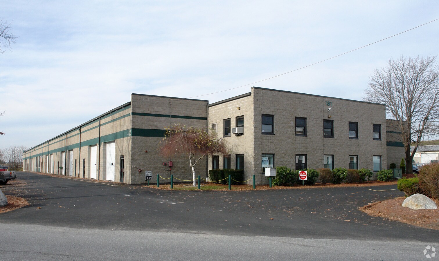 181 Stedman St, Lowell, MA 01851