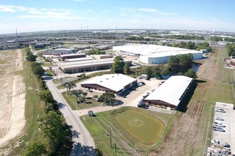 11101-11109 Cutten Rd, Houston, TX for lease Interior Photo- Image 2 of 5
