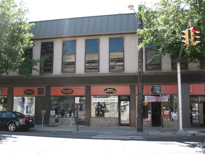 4 Haven Ave, Port Washington, NY for lease - Building Photo - Image 3 of 13