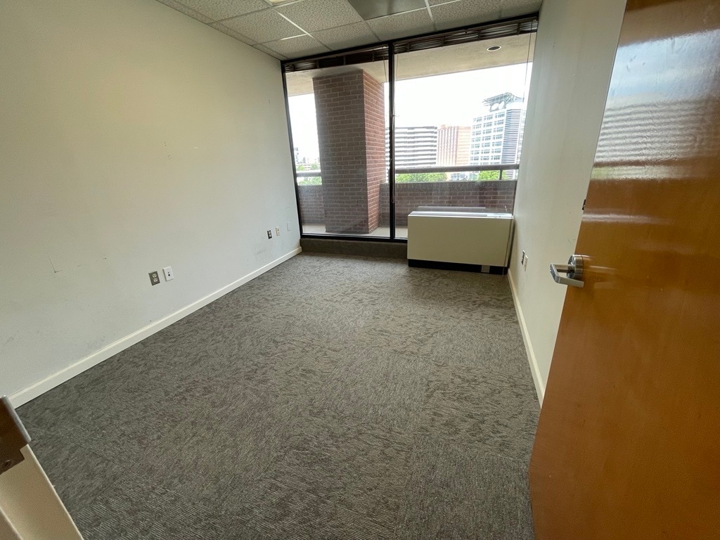 1110 Bonifant St, Silver Spring, MD for lease Interior Photo- Image 1 of 1