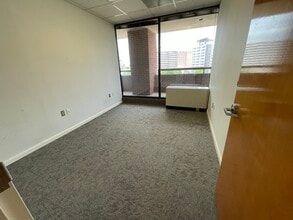 1110 Bonifant St, Silver Spring, MD for lease Interior Photo- Image 1 of 1