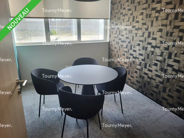 Office in Rennes for lease - Interior Photo - Image 1 of 8