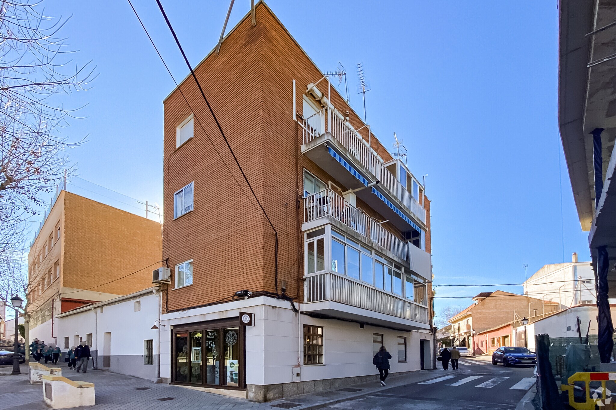 Calle del Valle, 1, Villaviciosa de Odón, Madrid for sale Primary Photo- Image 1 of 1