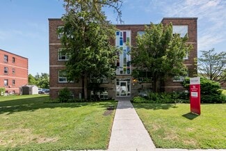 More details for 56 S Forster Park Dr, Oakville, ON - Multifamily for Sale