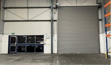 March Pl, Aylesbury for lease Interior Photo- Image 2 of 3