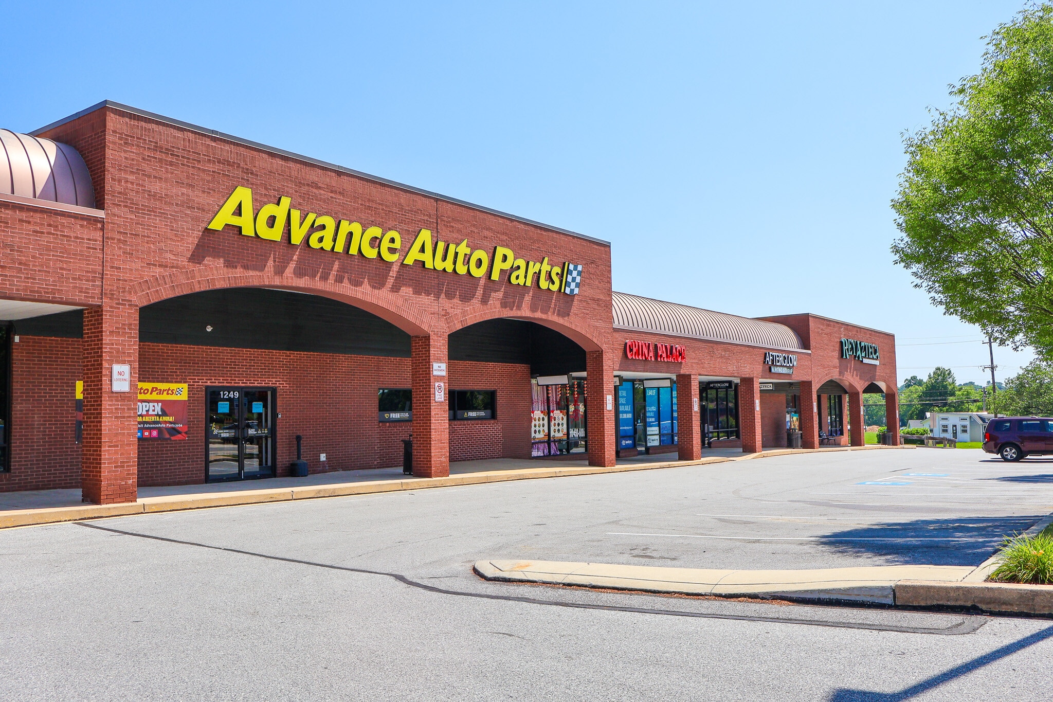 1255 West Chester Pike, West Chester, PA for lease Building Photo- Image 1 of 11