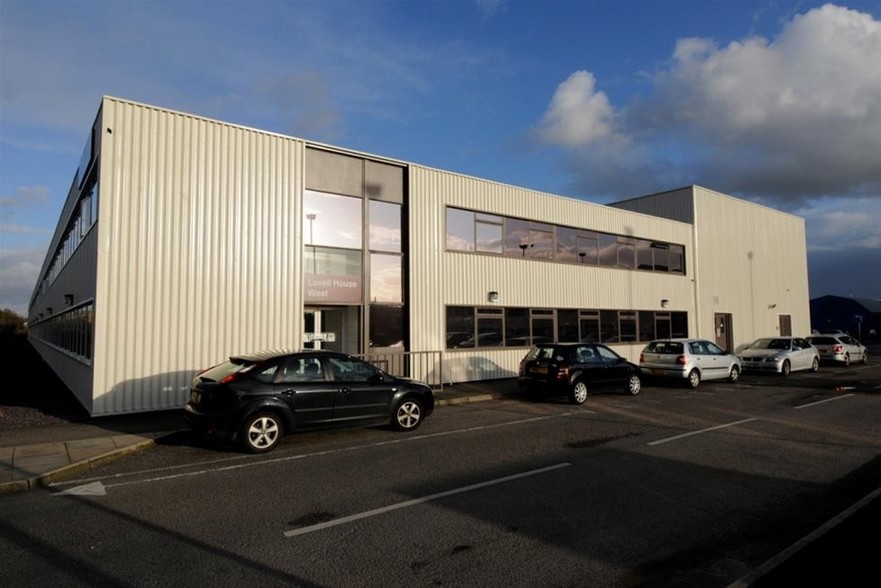 The Quadrant, Warrington for lease - Building Photo - Image 2 of 4