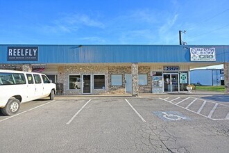1175 FM 2673, Canyon Lake, TX for lease Building Photo- Image 2 of 14