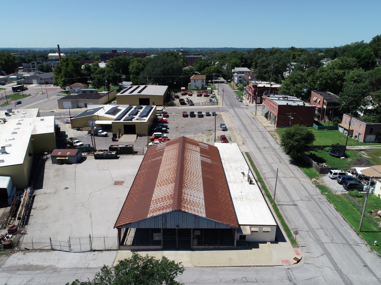 1202 S 16th St, Saint Joseph, MO for sale Building Photo- Image 1 of 1