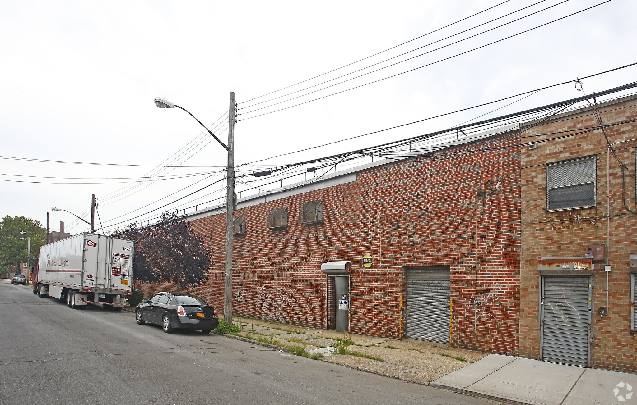 595 Berriman St, Brooklyn, NY for sale Primary Photo- Image 1 of 9