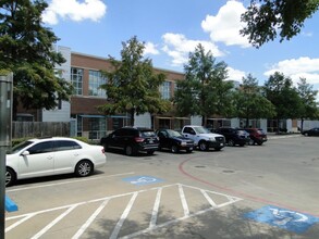 100 S Main St, Duncanville, TX for lease Building Photo- Image 2 of 4