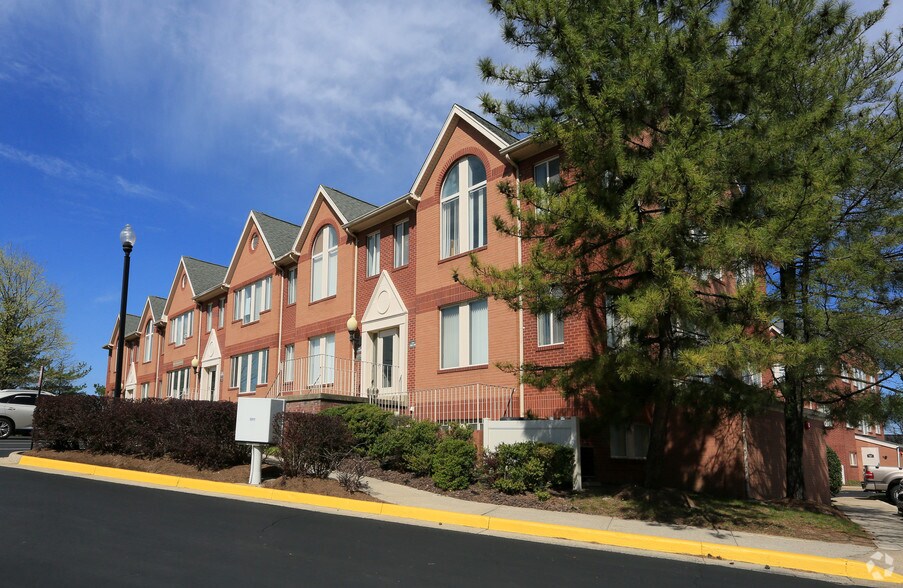 22648 Glenn Dr, Sterling, VA, 20164 Medical Property For Sale