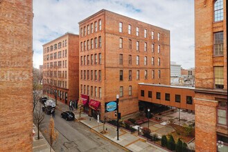 165-217 N Water St, Rochester, NY - AERIAL map view