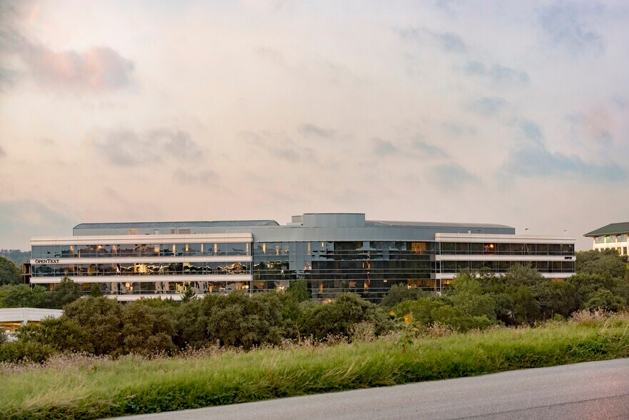 1301 S Mo Pac Expy S, Austin, TX for lease - Building Photo - Image 1 of 2