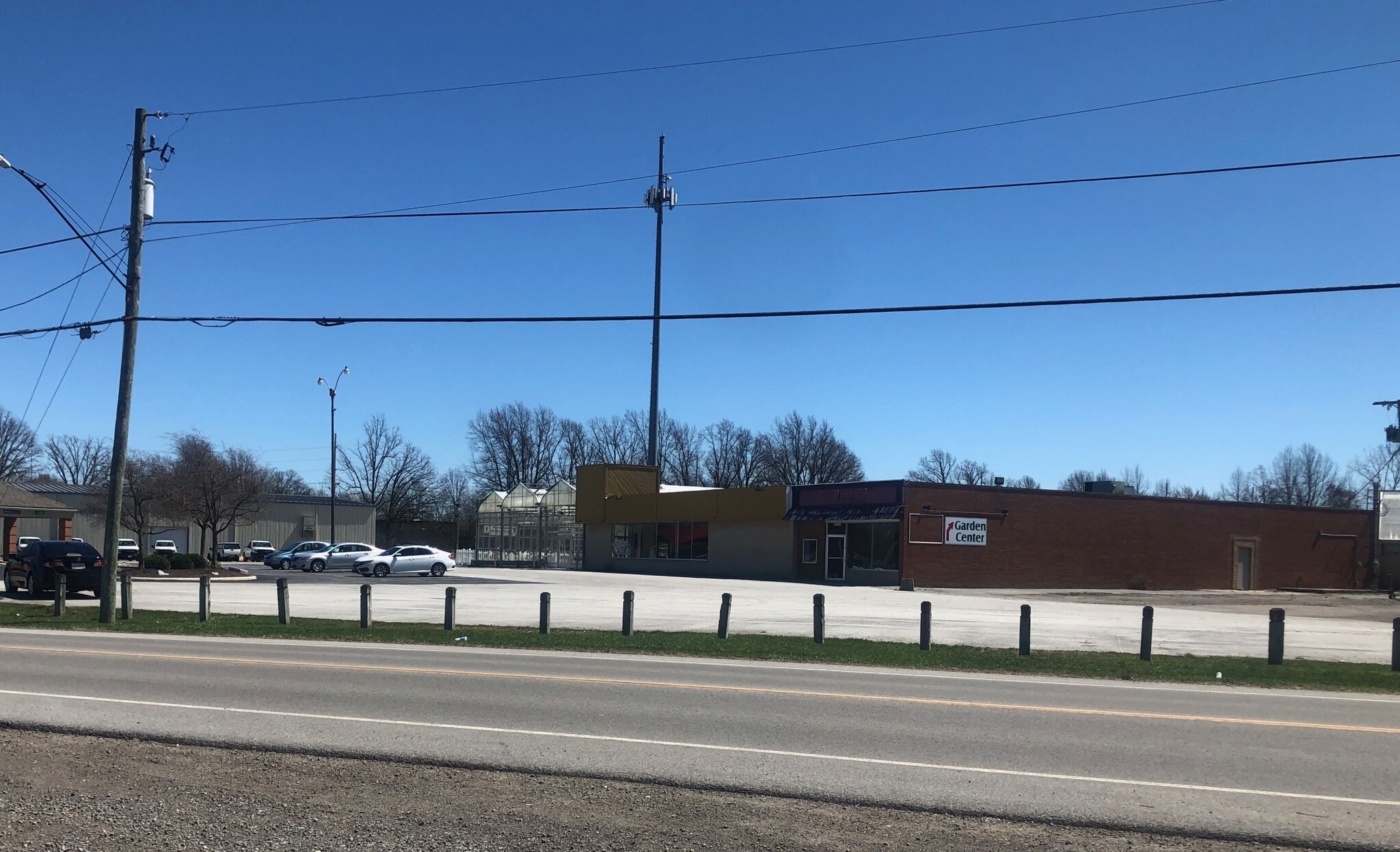 775779 Shawnee Rd, Lima, OH, 45805 Retail Space For Lease