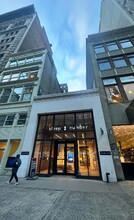 136 Fifth Ave, New York, NY for lease Building Photo- Image 2 of 3