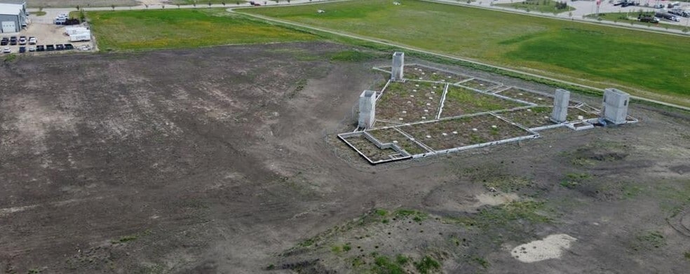 11901 104 Av, Grande Prairie, AB for sale - Aerial - Image 2 of 6