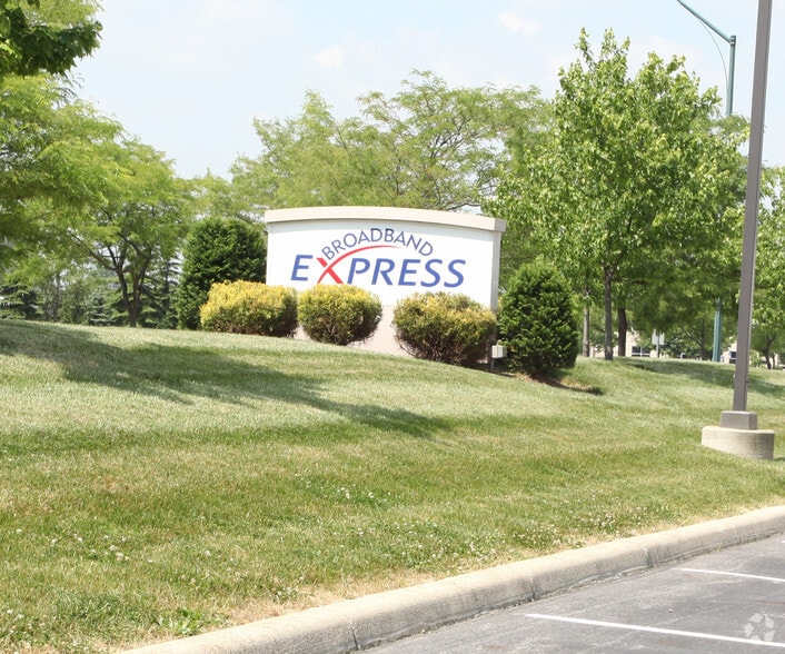 374 Westdale Ave, Westerville, OH for sale - Building Photo - Image 2 of 28