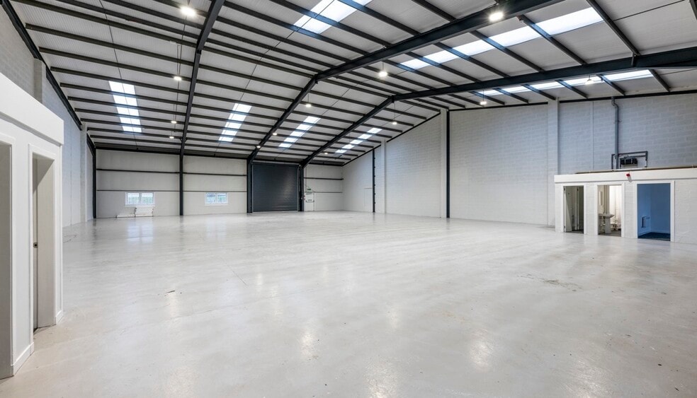 6 Wellheads Crescent, Aberdeen for lease - Building Photo - Image 2 of 20