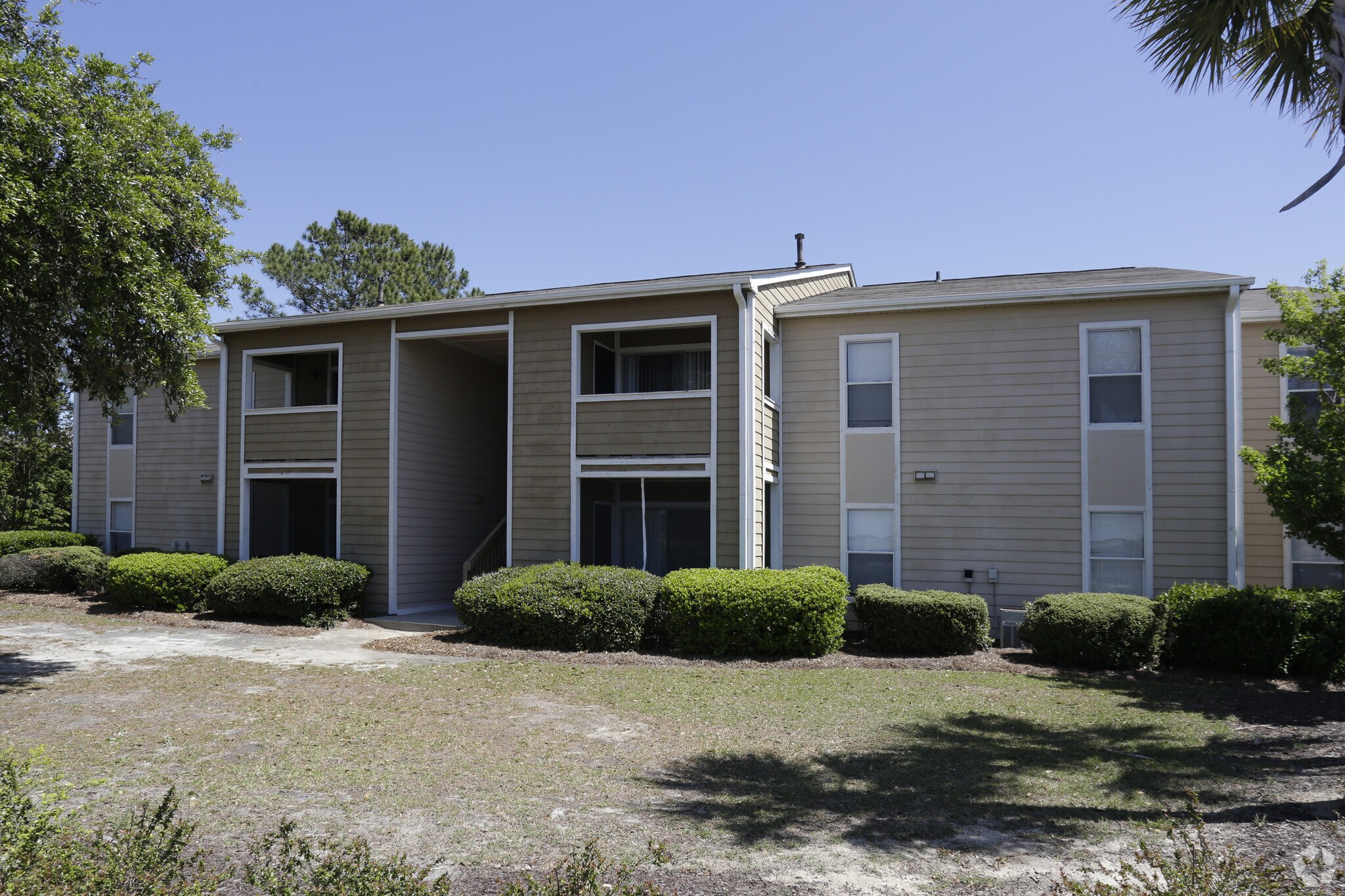 127 Sparkleberry Ln, Columbia, SC for sale Primary Photo- Image 1 of 1