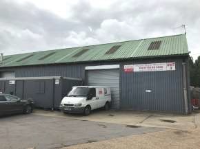 Oxford Rd, Gerrards Cross for sale Primary Photo- Image 1 of 1