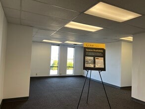 1650 S Amphlett Blvd, San Mateo, CA for lease Building Photo- Image 1 of 3