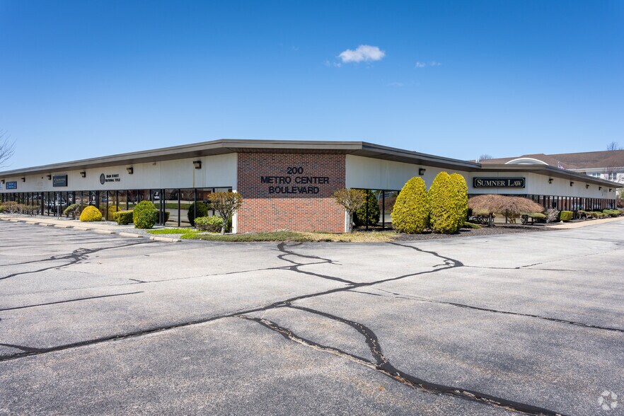 200 Metro Center Blvd, Warwick, RI for sale - Primary Photo - Image 1 of 1
