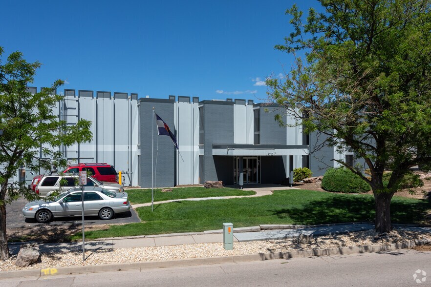 4710 Northpark Dr, Colorado Springs, CO 80918