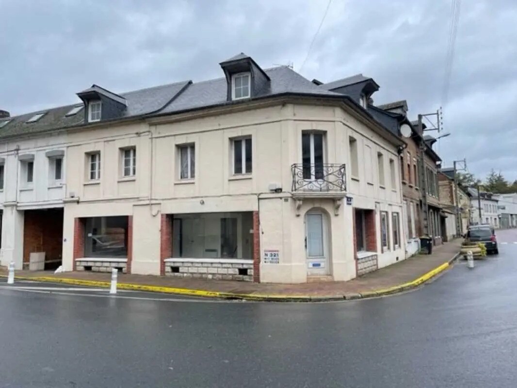Retail in Pont-Saint-Pierre for sale Building Photo- Image 1 of 6