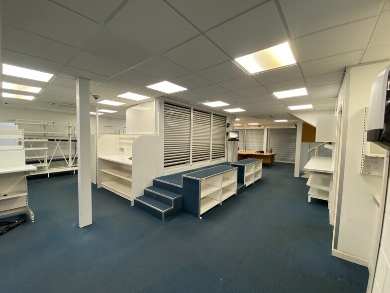 Minerva Ct, Chester for lease - Interior Photo - Image 3 of 8