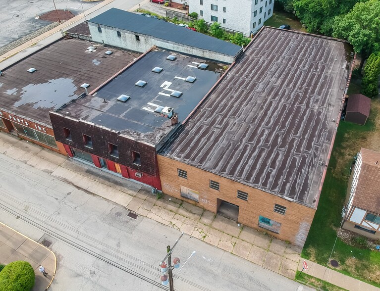 325-331 Airbrake, Wilmerding, PA for sale - Aerial - Image 2 of 40