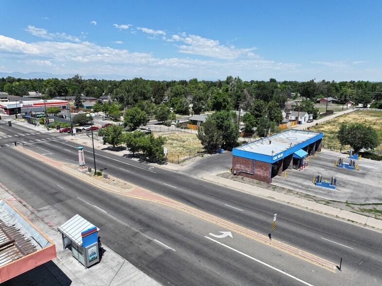 8905 & 8969 E Colfax Ave portfolio of 2 properties for sale on LoopNet.com - Building Photo - Image 2 of 10