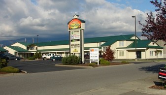 Sunset Town Place - Parking Garage