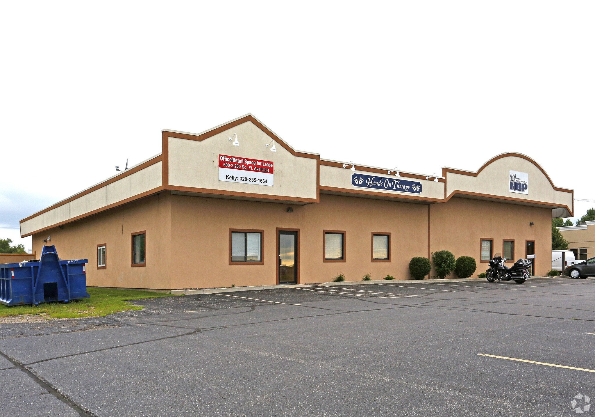 1210 Lakeland Dr SE, Willmar, MN for lease Primary Photo- Image 1 of 4