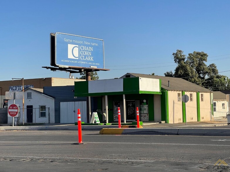 401 E California Ave, Bakersfield, CA for sale - Primary Photo - Image 1 of 1