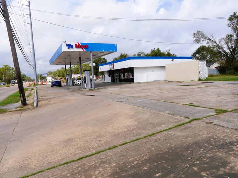 8435 Tidwell Rd, Houston, TX for sale - Building Photo - Image 3 of 20