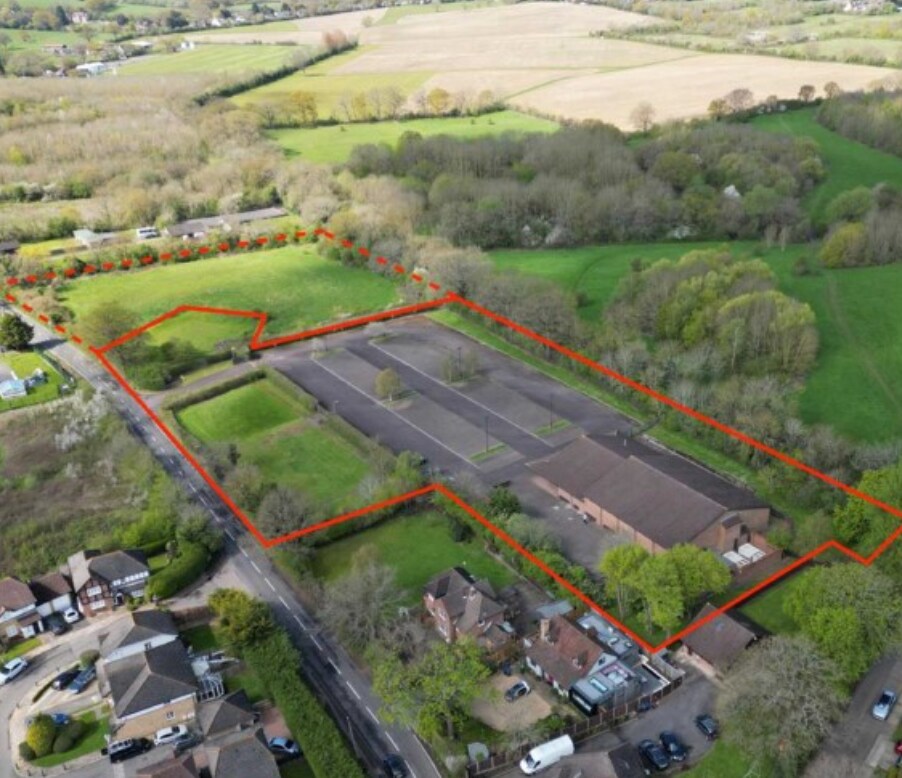 310 Mays Ln, Barnet for sale Primary Photo- Image 1 of 1