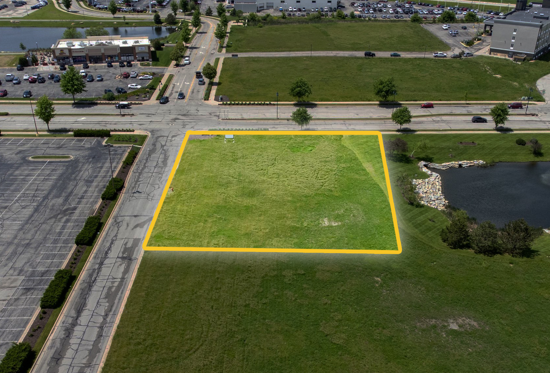 Main Ave, Rochester, MN for sale Building Photo- Image 1 of 8