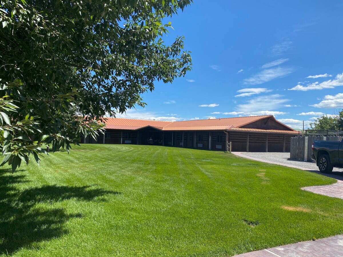 211 Montana St, Dupuyer, MT 59432