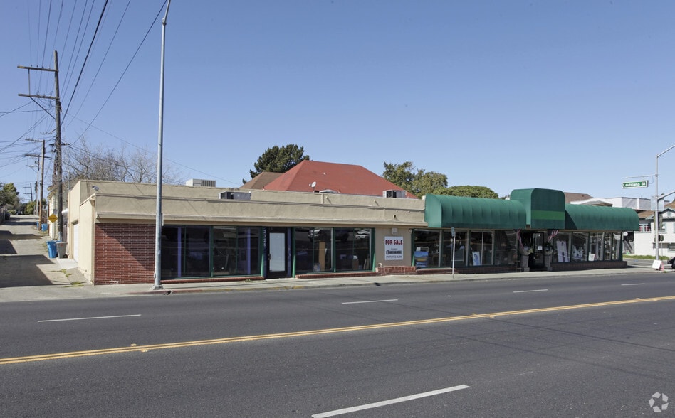 2325 Sonoma Blvd, Vallejo, CA for sale - Primary Photo - Image 1 of 9