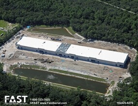 302 Parktowne Blvd, Edgewater, FL for lease Interior Photo- Image 2 of 4