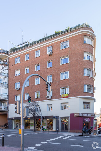 Calle López Hoyos, 76, Madrid, Madrid for lease - Building Photo - Image 3 of 3