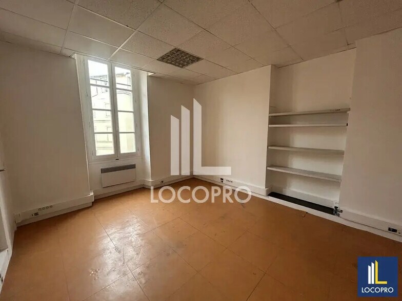 Office in Nice for lease - Interior Photo - Image 2 of 9