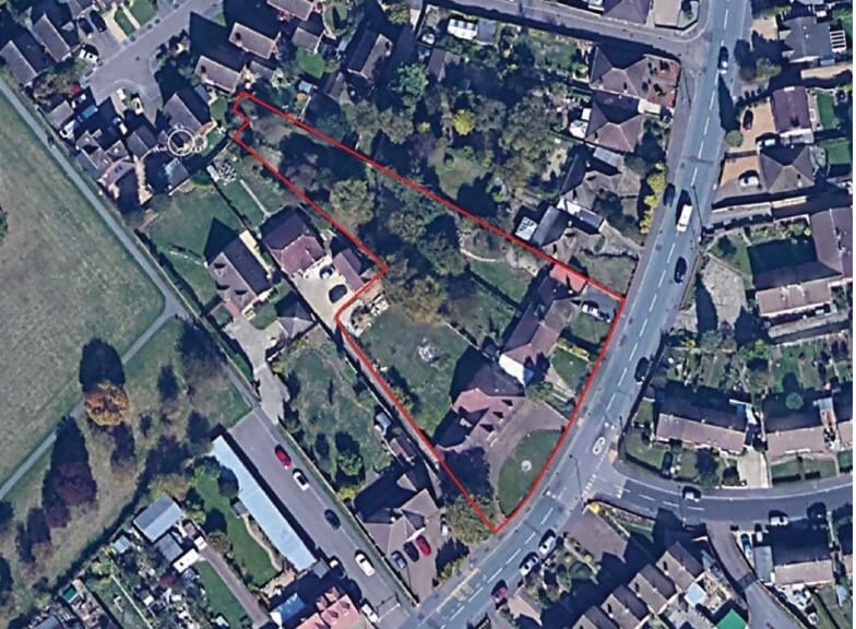 122 Ashcroft Rd, Luton for sale - Aerial - Image 1 of 1